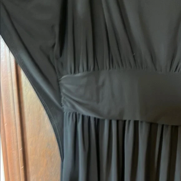 Black Midi Dress with Scoop Neck and Dolman Sleeves - Picture 4 of 5